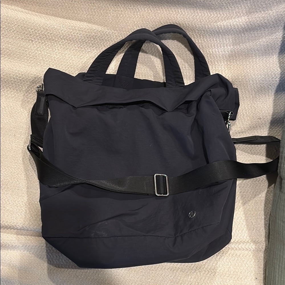 Lululemon On My Level Bag 2.0 19L